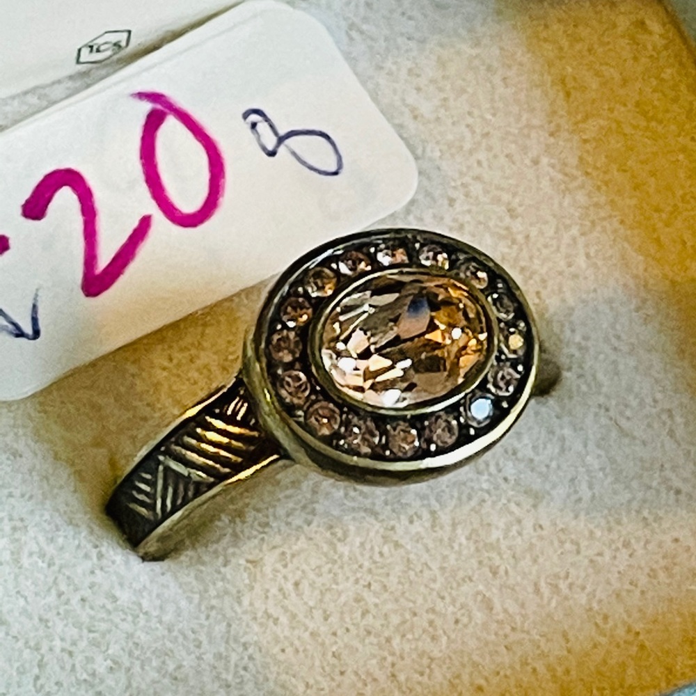 Antique goldtone ring with Champagne color stone